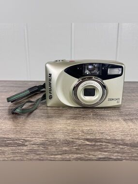 Fujifilm Zoom Date 60 Film Camera